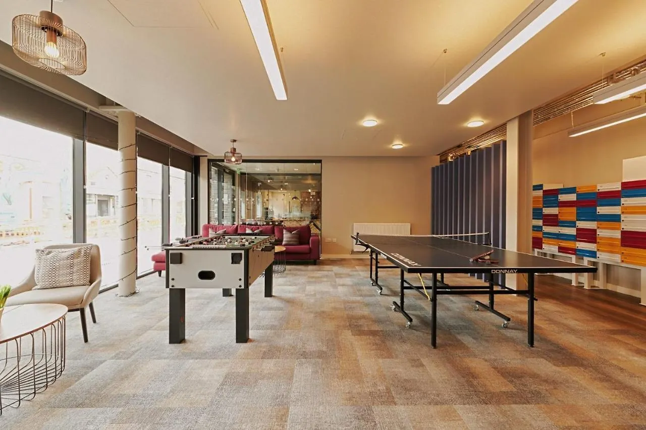 For Students Only Combworks At Aberdeen Apartamento